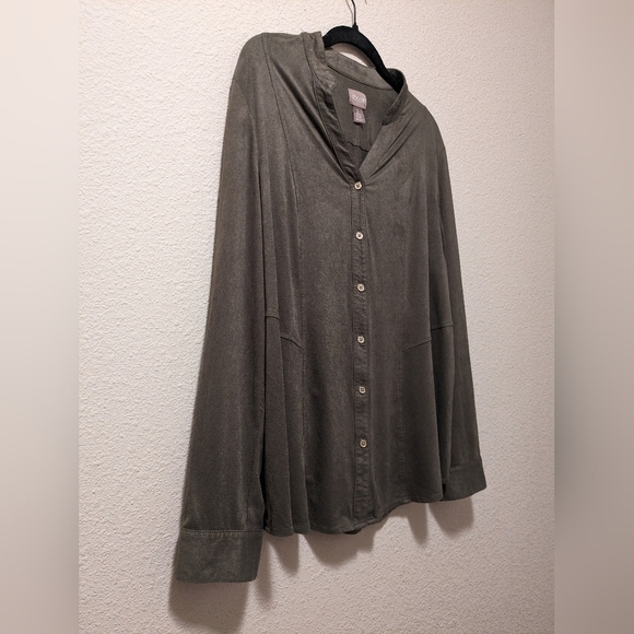 Chico's Olive Green Velvet Velour Long Sleeve Button-Up Shirt Size L - Picture 3 of 10